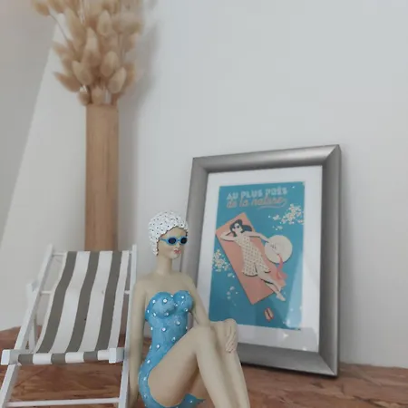 Les Bains De شقة